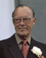Bernhard Leopold Friedrich Eberhard Julius Kurt Karl Gottfried Peter zur Lippe-Biesterfeld